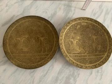 2x Koperen bordjes Geel koper Antiek wandbord beschikbaar voor biedingen