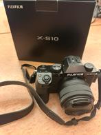 Fujifilm X-S10 body + Fujifilm XC 15-45mm lens + extra accu, Ophalen of Verzenden, Zo goed als nieuw, Fuji, Geen optische zoom