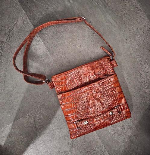 Stijlvolle Croco Schoudertas, Sieraden, Tassen en Uiterlijk, Tassen | Damestassen, Nieuw, Schoudertasje, Zwart, Ophalen of Verzenden
