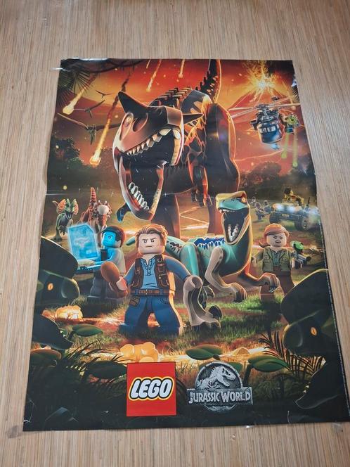 Lego Jurrasic World mega poster 48x68 goede staat, Verzamelen, Posters, Zo goed als nieuw, A1 t/m A3, Rechthoekig Staand, Ophalen of Verzenden