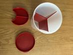 Tupperware magnetronschaal en opbergbus, Huis en Inrichting, Keuken | Tupperware, Ophalen, Zo goed als nieuw, Rood, Schaal