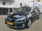 Toyota Auris 1.8 Hybrid Executive / Nieuwe APK, Gebruikt, 4 cilinders, Leder en Stof, Origineel Nederlands