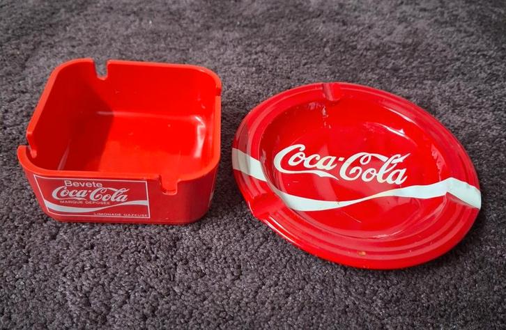 Vintage Coca Cola Asbakken Set, Verzamelen, Merken en Reclamevoorwerpen, Gebruikt, Gebruiksvoorwerp, Ophalen of Verzenden