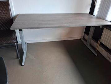 4x verstelbare bureau 