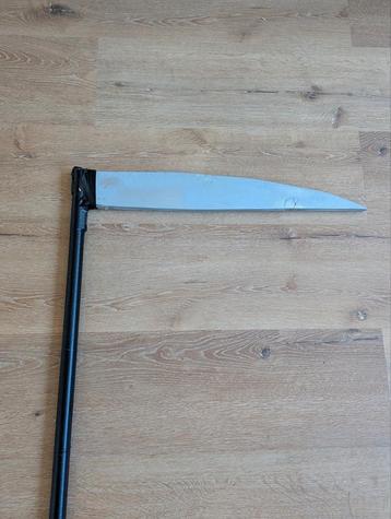 Reaper zeis (zelfgemaakt van hout) 2 meter lang beschikbaar voor biedingen