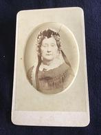 CDV, Vrouw, Binger & Chits, Haarlem, Carte de Visite, Ophalen of Verzenden, Voor 1940, Gebruikt, Foto