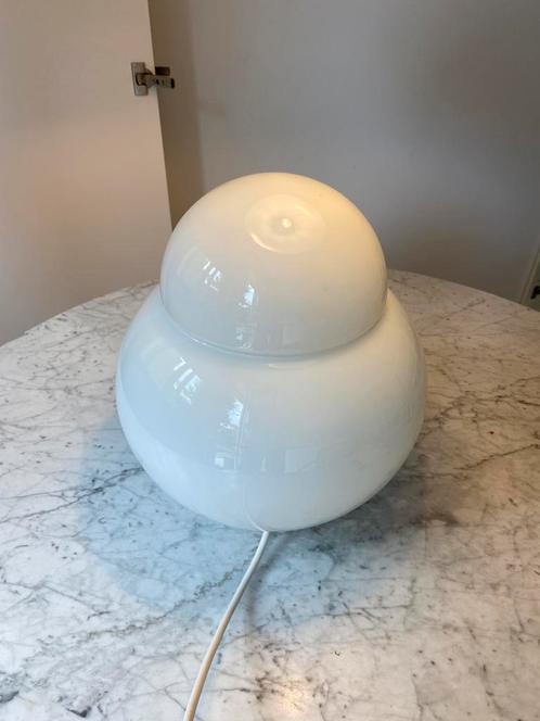 Daruma Fontana Arte tafellamp XLmelkglas puntgaaf., Huis en Inrichting, Lampen | Tafellampen, Zo goed als nieuw, Minder dan 50 cm