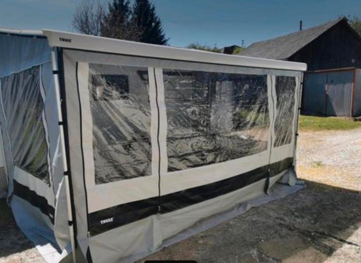 Thule residence G3 passend op 6300 & 5200 4 of 4,5mtr maat M, Caravans en Kamperen, Voortenten en Luifels, Zo goed als nieuw, Ophalen of Verzenden