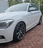 Autoschade, Autospuiterij, Plaatwerk, Koplamp herstel.