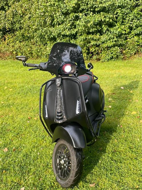 Full option Vespa sprint 2v 80cc malossi, Fietsen en Brommers, Scooters | Vespa, Zo goed als nieuw, Vespa S, Ophalen