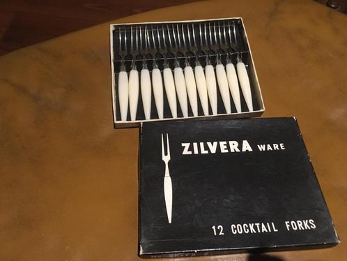 12 vintage cocktail vorkjes van Zilvera in doos, Huis en Inrichting, Keuken | Bestek, Zo goed als nieuw, Bestekset, Rvs of Chroom