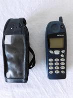 Nokia telefoon model 5110 in hoes, maar zonder oplader, Ophalen of Verzenden, Gebruikt, Zwart