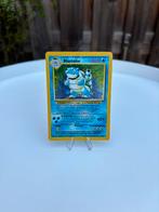 Blastoise 2/102 Pokemon Base set 1999, Hobby en Vrije tijd, Verzamelkaartspellen | Pokémon, Ophalen of Verzenden, Zo goed als nieuw