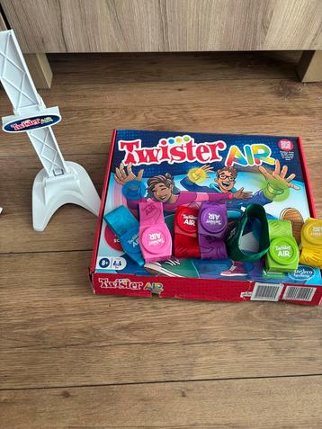 Twister Air - Bewegingsspel beschikbaar voor biedingen