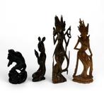 Vier Indonesische uit Djatti en teak hout gestoken sculpture, Antiek en Kunst, Kunst | Beelden en Houtsnijwerken, Ophalen of Verzenden