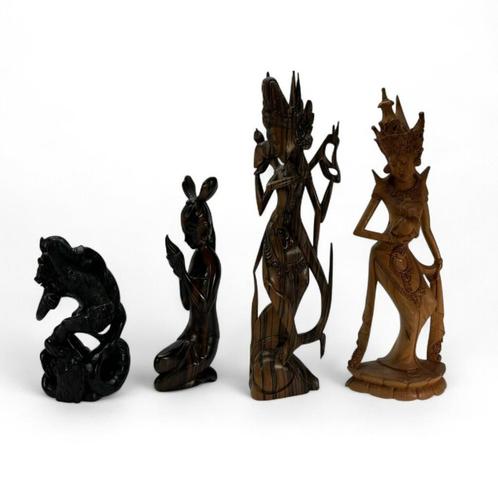 Vier Indonesische uit Djatti en teak hout gestoken sculpture, Antiek en Kunst, Kunst | Beelden en Houtsnijwerken, Ophalen of Verzenden