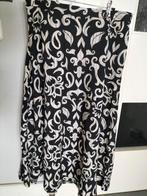 Rok met print, Maat 38/40 (M), Zwart, Ophalen of Verzenden, Zo goed als nieuw