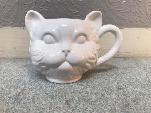 Bloempot / mok / kattenbeeldje, Tuin en Terras, Bloempotten, Gebruikt, Aardewerk, Binnen, Minder dan 25 cm, Overige vormen, Ophalen of Verzenden