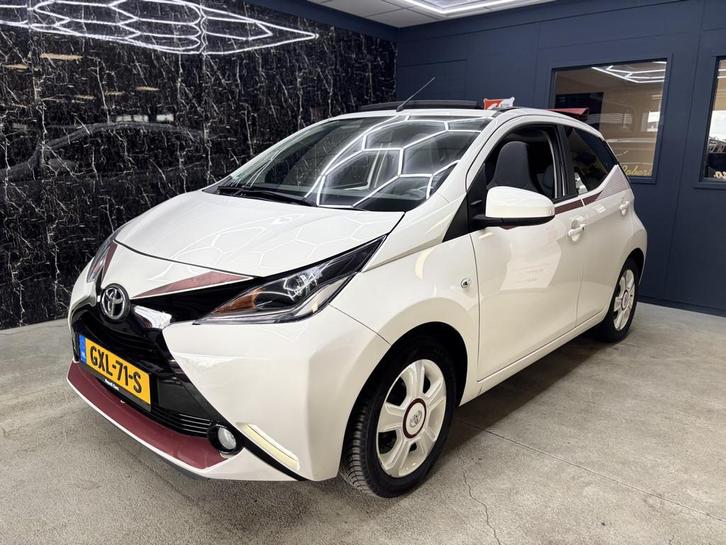 Toyota Aygo 1.0 VVT-i x Opendak / Achteruitrij Camera, Auto's, Toyota, Bedrijf, Te koop, Aygo, ABS, Achteruitrijcamera, Airbags