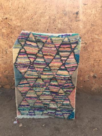 Boujaad Berbers tapijt  155 x 107 cm beschikbaar voor biedingen