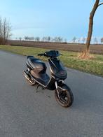 Vivacity, Fietsen en Brommers, Ophalen, Zo goed als nieuw, Benzine, 50 cc