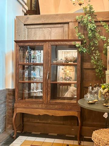 Antieke vitrine kast met spiegel, brocante, landelijk wonen beschikbaar voor biedingen