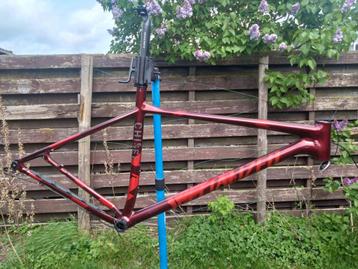 Specialized Chisel Fire XL mountainbike frame