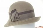 Vintage Dames dophoed Loevenich grijs beige wolvilt 59 = L, Loevenich, Hoed, Ophalen of Verzenden, Zo goed als nieuw