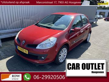 Renault Clio 1.2 TCE Collection 5-Drs, A/C, CC, Carkit, LM,  beschikbaar voor biedingen