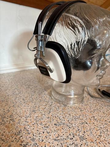 Vintage Sansui SS-2 Hoofdtelefoon beschikbaar voor biedingen