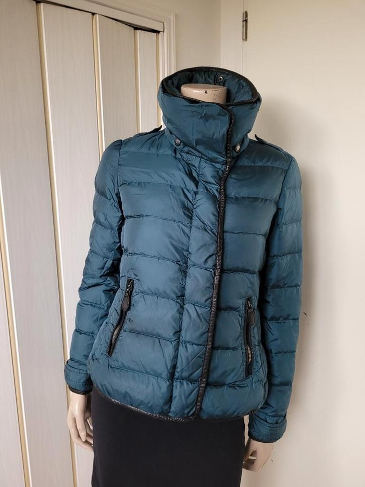 Burberry jas winter maat S/36, Kleding | Dames, Jassen | Winter, Gedragen, Maat 36 (S), Blauw, Ophalen of Verzenden