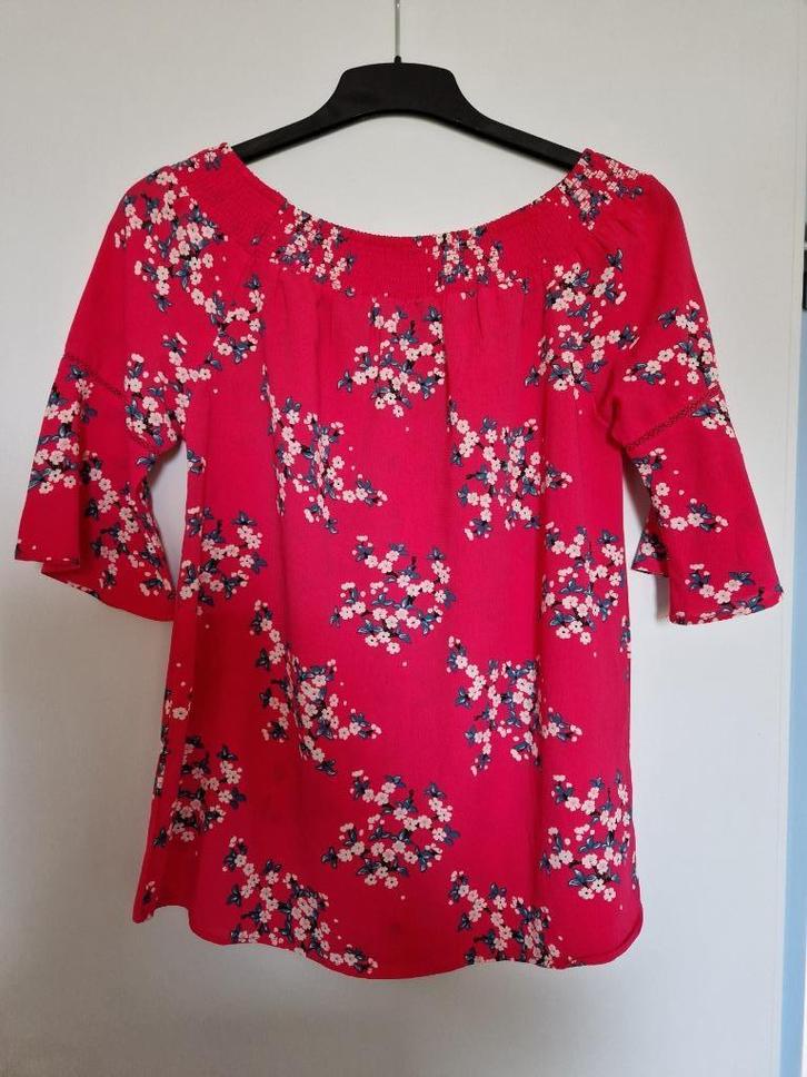 Dames mooie rode blouse Vianca maat L, Kleding | Dames, Blouses en Tunieken, Zo goed als nieuw, Maat 42/44 (L), Rood, Ophalen of Verzenden