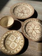 Borden kommen tajine schalen Marokkaans aardewerk beige, Huis en Inrichting, Keuken | Servies, Nieuw, Ophalen of Verzenden, Bord(en)