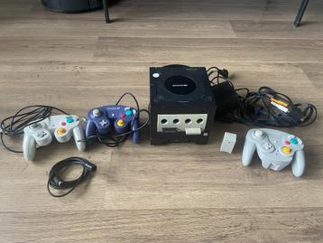 Nintendo Gamecube met accessoires en games beschikbaar voor biedingen