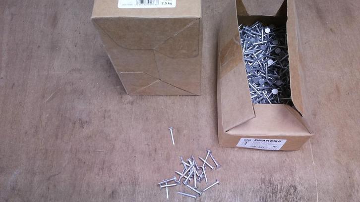 Asfaltspijkers 2.5x25 thermisch verzinkt 2x 2,5kg, Verzamelen, Merken en Reclamevoorwerpen, Nieuw, Overige typen, Verzenden