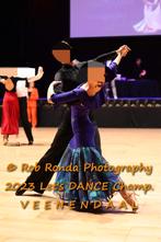 Diverse ballroomjurken, Eén persoon