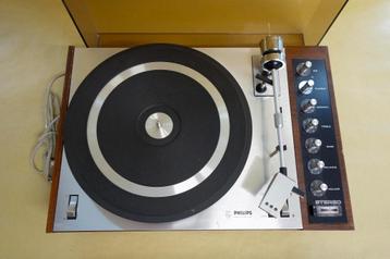 Philips 808  beschikbaar voor biedingen