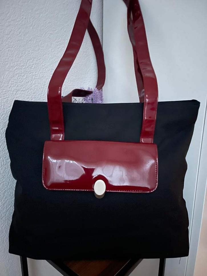 Nieuwe Mooie Tas, Sieraden, Tassen en Uiterlijk, Tassen | Damestassen, Zo goed als nieuw, Zwart, Ophalen of Verzenden