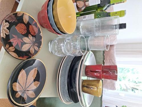 Servies en huisraad zgan, Huis en Inrichting, Keuken | Servies, Zo goed als nieuw, Overige typen, Overige stijlen, Aardewerk, Ophalen
