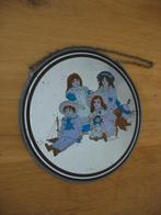 Spiegeltje met Kettinkje en Afbeelding Dolly Doll ( Nr. 1 ), Verzamelen, Ophalen, Gebruikt