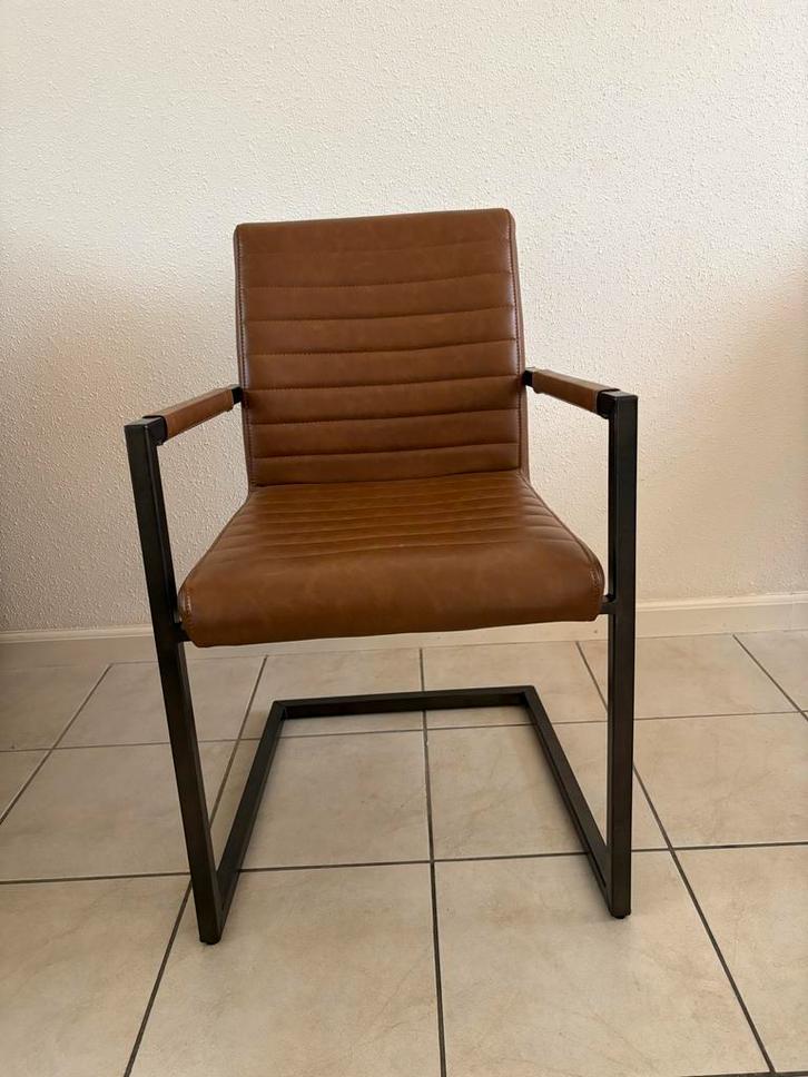 6 Cognac Eetkamerstoelen met Leuning - Leatherlook, Huis en Inrichting, Stoelen, Gebruikt, Vijf, Zes of meer stoelen, Metaal, Bruin