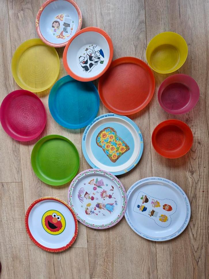 Plastic Borden voor Kinderen - Diverse Kleuren en Designs, Kinderen en Baby's, Speelgoed | Overig, Gebruikt, Jongen of Meisje