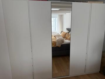 Ikea Pax kledingkast 2m hoog 2,50m breed (2x beschikbaar) beschikbaar voor biedingen