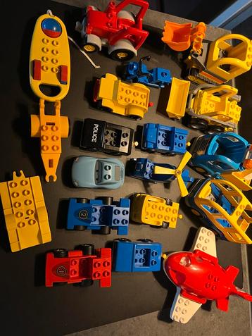 Grote partij Duplo, ca. 10 kg losse blokken + voertuigen beschikbaar voor biedingen