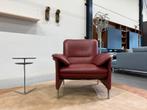 Als nieuw Leolux Castanea fauteuil Ceras Maroon Stoel Design, Huis en Inrichting, Fauteuils, Leolux, 75 tot 100 cm, Ophalen of Verzenden
