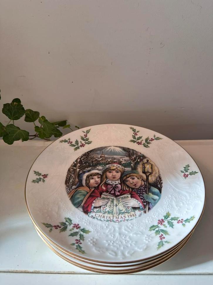 Set van 6 Christmas plates Royal Doulton, Antiek en Kunst, Antiek | Servies los, Ophalen of Verzenden