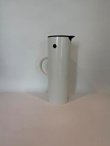 Stelton EM77 thermoskan – ontwerp Erik Magnussen beschikbaar voor biedingen