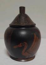 Batik houte amsterdamsche school dekselpotje. Pelikaan, Ophalen of Verzenden