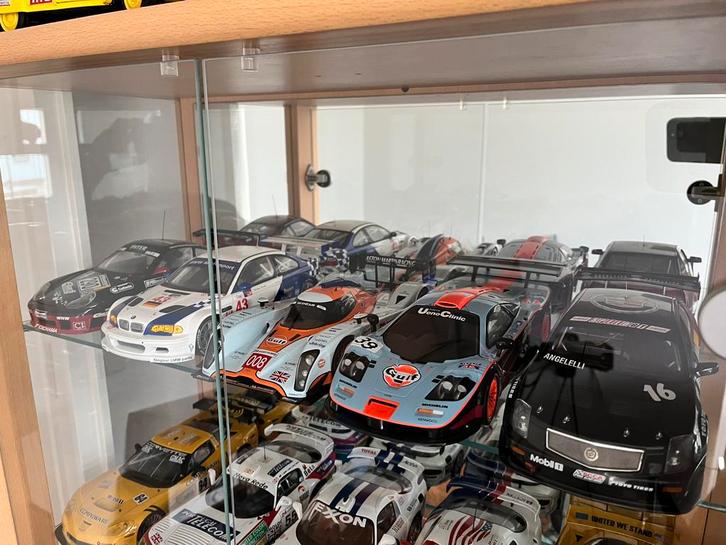 Grote collectie 1:18 schaal modellen, Hobby en Vrije tijd, Modelauto's | 1:18, Zo goed als nieuw, Auto, Autoart, Ophalen