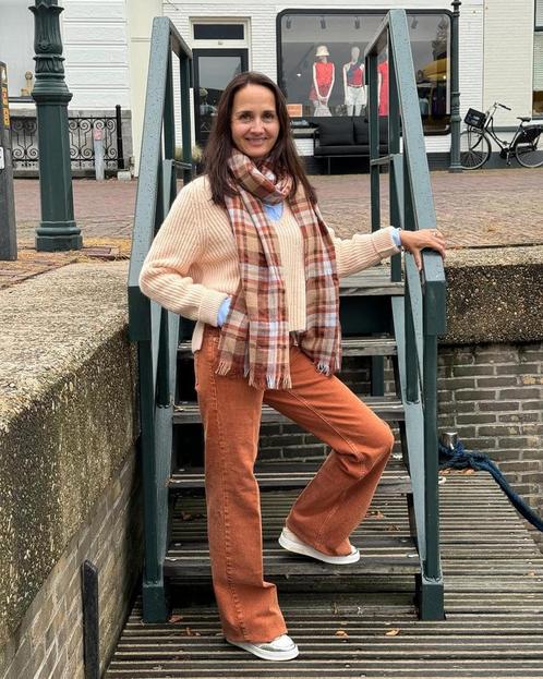 Closed jeans Gillan 25/30 ZGAN, Kleding | Dames, Spijkerbroeken en Jeans, Zo goed als nieuw, W27 (confectie 34) of kleiner, Overige kleuren